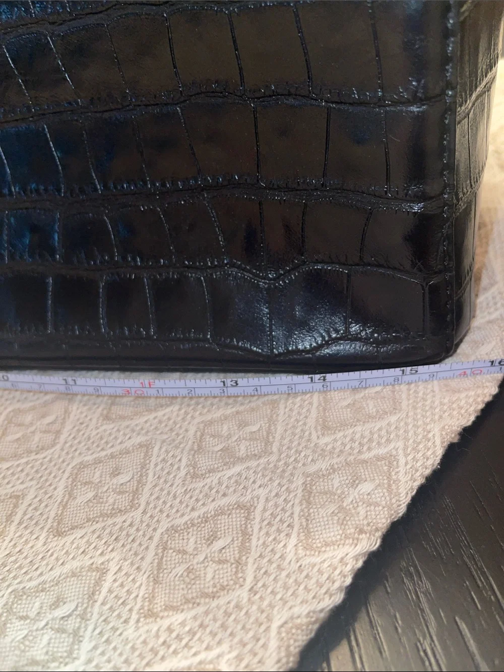 Adrienne Vittadini Black           Croc-Embossed Leather Tote Bag / Red Trim